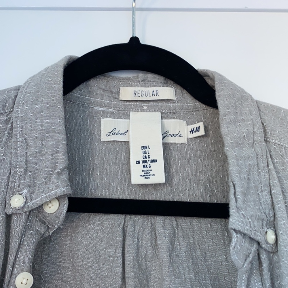 Men’s: grey button down H&M - Picture 2 of 4